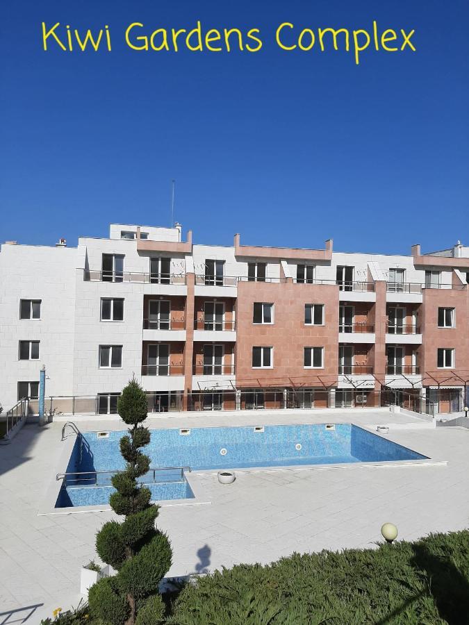 Apartment-Studio Daisy In Kiwi Gardens Complex Byala  Buitenkant foto