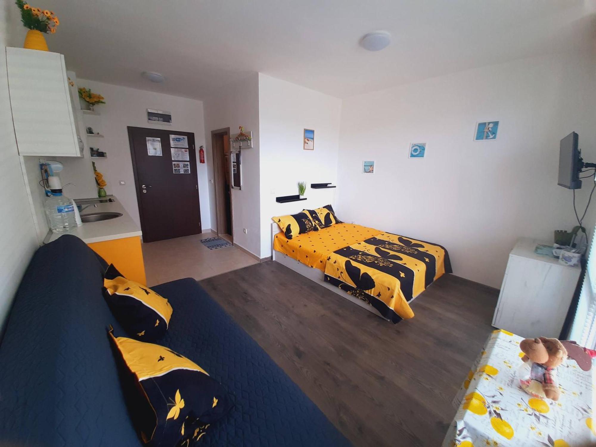 Apartment-Studio Daisy In Kiwi Gardens Complex Byala  Buitenkant foto