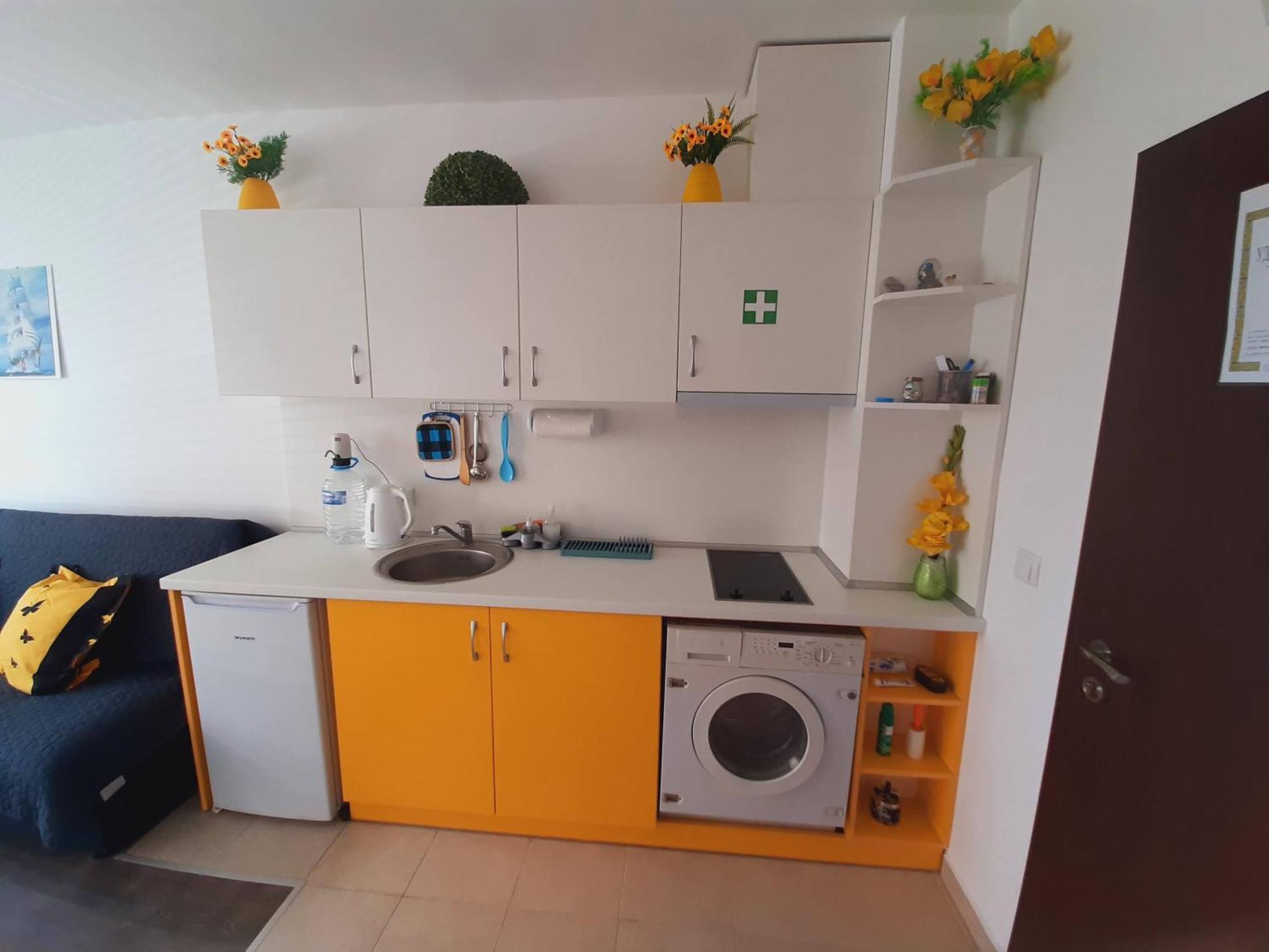 Apartment-Studio Daisy In Kiwi Gardens Complex Byala  Buitenkant foto